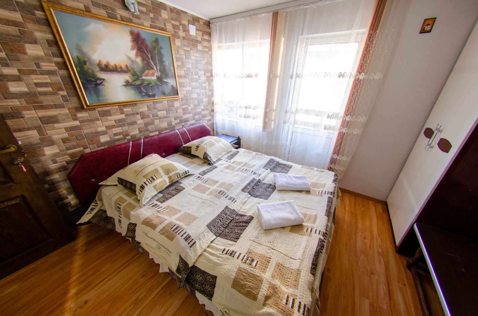 Deluxe 4 camere